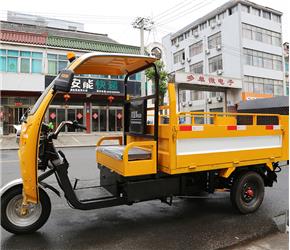 南京六桶電動三輪車
